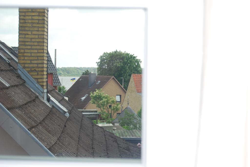 Haus Adria Lägenhet Schleswig Exteriör bild