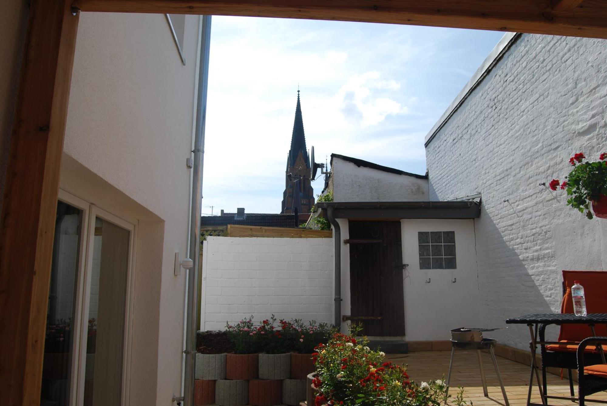 Haus Adria Lägenhet Schleswig Exteriör bild